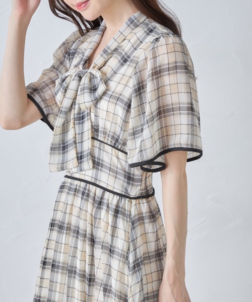 【セール】ボウタイリボン付きフレアスリーブチェックワンピース(ワンピース)|tocco closet(トッコ クローゼット)