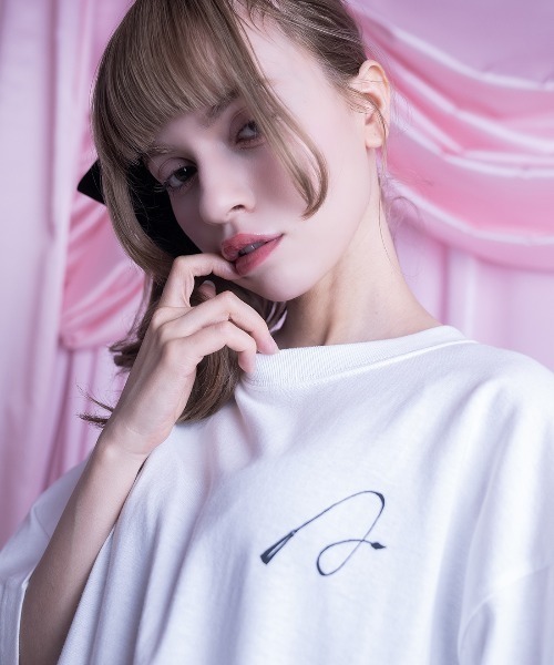 セール】AVENCHUMU Lady T-shirt（Tシャツ/カットソー）｜AVENCHUMU