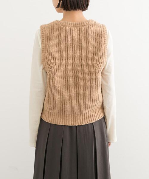 ARCHI ニットベスト archiのパイル風ニットベスト。 BLOCK SHOPのストールは100%カシミア