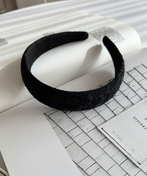 CEMONEMO（セモネモ）の「ジャガード ヘアカチューシャ（カチューシャ・レディース・ブラック・FREE）」の7枚目の写真