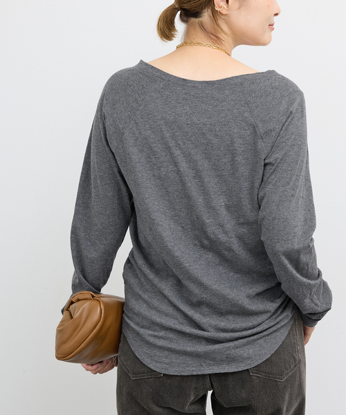 Deuxieme Classe Henley Tシャツ/ベージュ Deuxieme Classe（ドゥーズィエムクラス）の「Henley Tシャツ（T