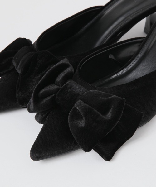 FOREVER 21（フォーエバー トゥエンティーワン）の「ベロアリボンサンダル（サンダル・レディース・バーガンディー/ブラック・23cm/24cm/25cm）」の7枚目の写真