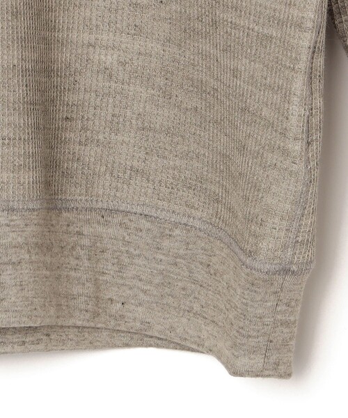 SHIPS Days（シップスデイズ）の「【SHIPS DAYS別注】UNDYED: ワッフル リブ クルー（Tシャツ/カットソー・メンズ・ナチュラル/グレー・3/2）」の6枚目の写真