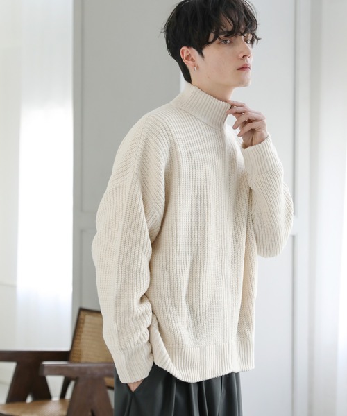 ASTRONOMY（アストロノミー）の「ビッグシルエット畦編みショート丈