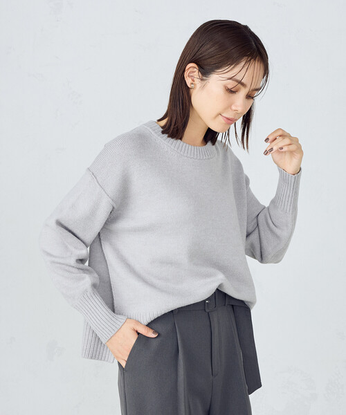COMME CA ISM（コムサイズム）の「【ウォッシャブル】　日本の色　クルーネックニット（ニット/セーター・レディース・オフホワイト/グレー/ブラック/イエロー×グリーン/サックスブルー・MEDIUM/LARGE）」の14枚目の写真