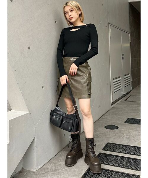 MURUA（ムルーア）の「フロントオープンリブニット（ニット/セーター・レディース・ホワイト/グレー/ブルー/ブラック・FREE）」の11枚目の写真