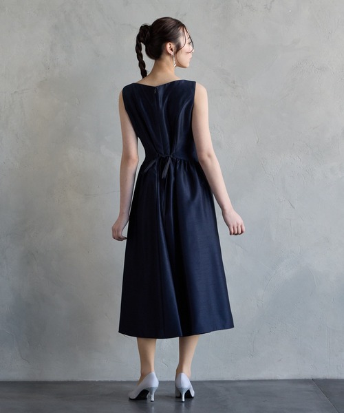 AIMER（エメ）の「シャンタンノースリーブフレアパーティードレス 結婚
