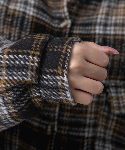DAY CLOSET（デイ クローゼット）の「レディース 長袖ふわっと微起毛オーバーサイズタータンチェックシャツ（シャツ/ブラウス・レディース・ブラウン/ピンク/ブラック・FREE）」の5枚目の写真