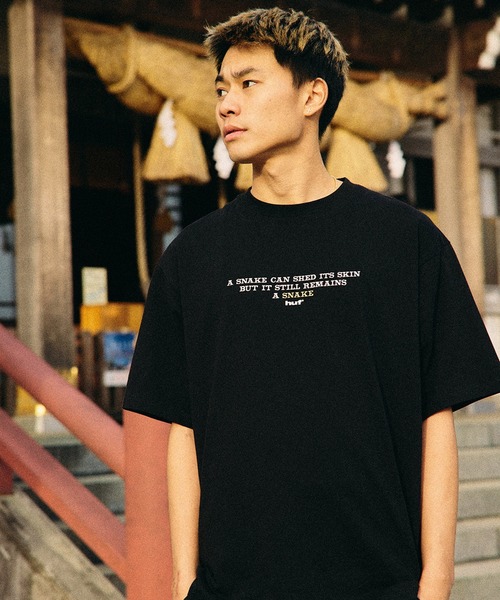 ロサンゼルス発★HUF★Year of the Snake T-Shirt YEAR OF THE SNAKE TEE / HUF ハフ プリント 半袖Tシャツ（T