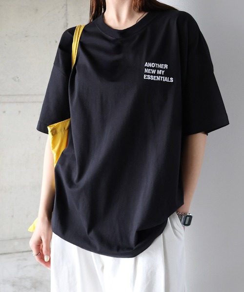 ANME（アンメ）の「【新色・新サイズ追加】ANMEエンブロイダリーロゴ半袖Tシャツ（Tシャツ/カットソー・レディース・ホワイト×ブラック/グレー系その他/ホワイト×レッド/ホワイト×ブルー/ブラック×ホワイト/ベージュ系その他/ライトグレー系/ホワイト×グレー・M/L/XL/XXL/S）」の22枚目の写真