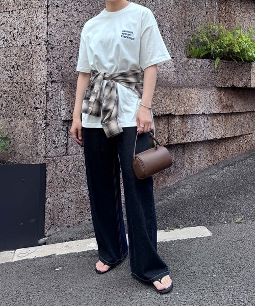ANME(アンメ)の「【新色・新サイズ追加】ANMEロゴ刺繍半袖Tシャツ(Tシャツ/カットソー・レディース・ホワイト×ブラック/グレー系その他/ホワイト×レッド/ホワイト×ブルー/ブラック×ホワイト/ベージュ系その他/ライトグレー系/ホワイト×グレー・M/L/XL/XXL/S)」の22枚目の写真