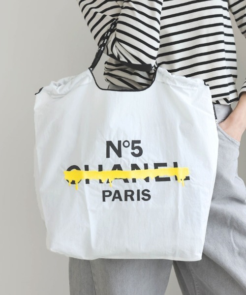 DONOBAN（ドノバン）の「マルシェバッグ（ハンドバッグ・レディース・カーキ/ブラック/チャコール/ブラック系その他/シルバー/グレー/キャメル/ホワイト/ベージュ/ゴールド/ホワイト系その他2/ブラック系その他3/カーキ系2/ブラック系その他2/アイボリー/ホワイト系その他/ピンク/カーキ系1・M）」の4枚目の写真