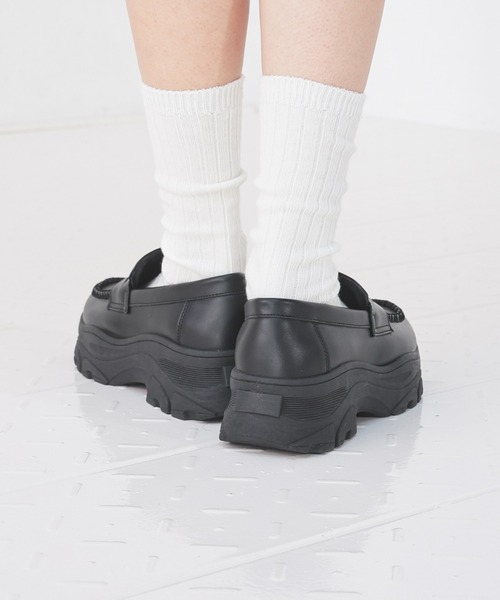 Honeys（ハニーズ）の「厚底ボリュームローファー（ローファー・レディース・ブラック・LL/S/M/L）」の5枚目の写真