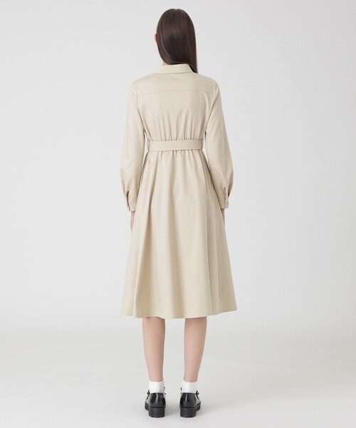 BLUE LABEL CRESTBRIDGE（ブルーレーベルクレストブリッジ）の「スラブシャンブレーデニムドレス（ワンピース・レディース・ダークネイビー/ベージュ/ブルー系その他4・38/36）」の6枚目の写真