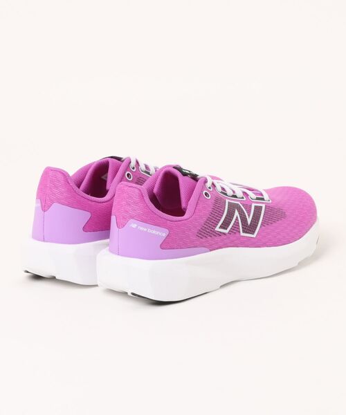 NEW BALANCE(ニューバランス)の「《New Balance》W413(スニーカー・レディース・ブラック×グリーン/ブラック×ホワイト/パープル/ホワイト・23.0cm/23.5cm/24.0cm/24.5cm/25.0cm/22.5cm)」の5枚目の写真