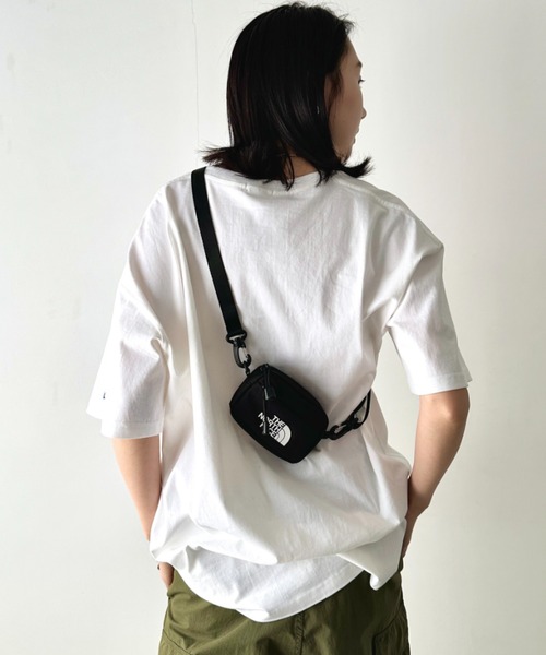 THE NORTH FACE(ザノースフェイス)の「国内未発売 THE NORTH FACE(ザ・ノースフェイス)/ロゴプリント ミニクロス ウォレット ミニバッグ/WL CROSS WALLET(ショルダーバッグ・レディース・ブラック/クリーム/グレー・FREE)」の10枚目の写真
