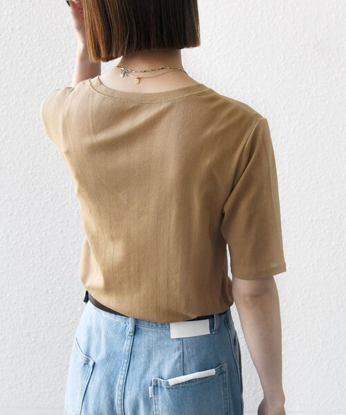SHIPS any（シップス エニィ）の「SHIPS any:〈洗濯機可能〉シアー リブ ハーフ スリーブ クルーネック TEE（Tシャツ/カットソー・レディース・ホワイト/チャコールグレー/キャメル・ONE SIZE）」の18枚目の写真