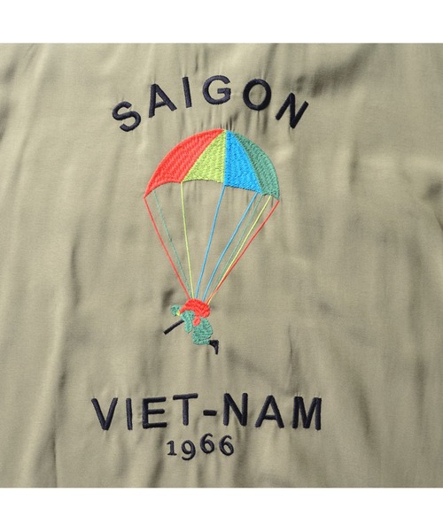 HOUSTON（ヒューストン）の「HOUSTON スーベニアシャツ（VIETNAM）（シャツ/ブラウス・メンズ・ブラック/オフホワイト/オリーブ・MEDIUM/LARGE/X-LARGE/XX-LARGE）」の9枚目の写真