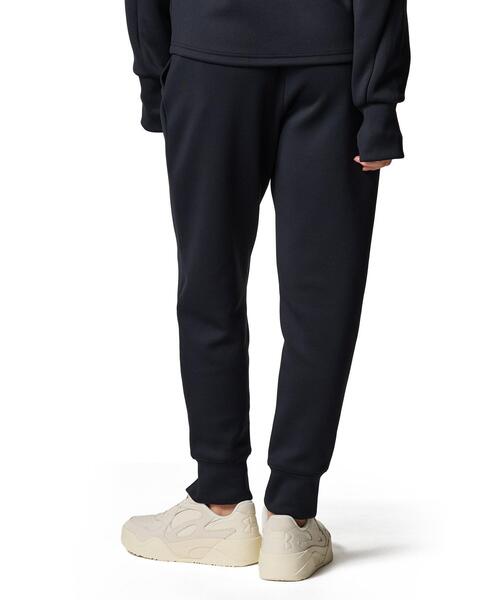 UNDER ARMOUR(アンダーアーマー)の「UAアーマーニット センター プリーツ パンツ(トレーニング/レディース)(その他パンツ・レディース・ブラック・S/M/L/XL)」の2枚目の写真