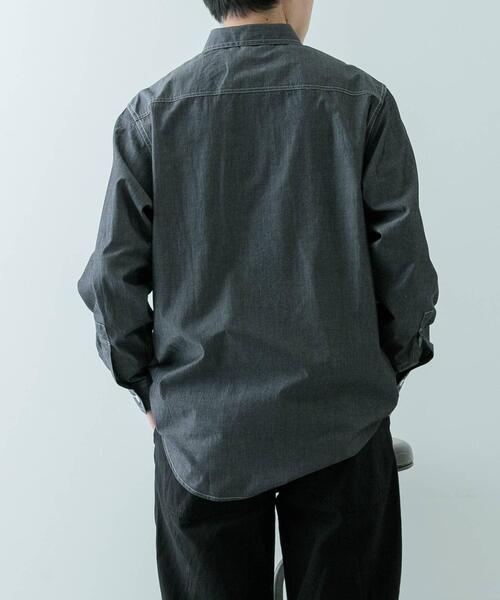 ITEMS URBANRESEARCH(アイテムズ アーバンリサーチ)の「GUNGHO シャンブレーワークシャツ(シャツ/ブラウス・メンズ・ブラック/ブルー・MEDIUM/LARGE)」の18枚目の写真