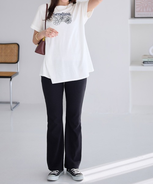 Viola e Viola(ヴィオラエヴィオラ)の「大人の華やかプリントチュニックTシャツ(チュニック・レディース・ブラック/チャコール/ホワイト・3L/LL/L/M)」の10枚目の写真