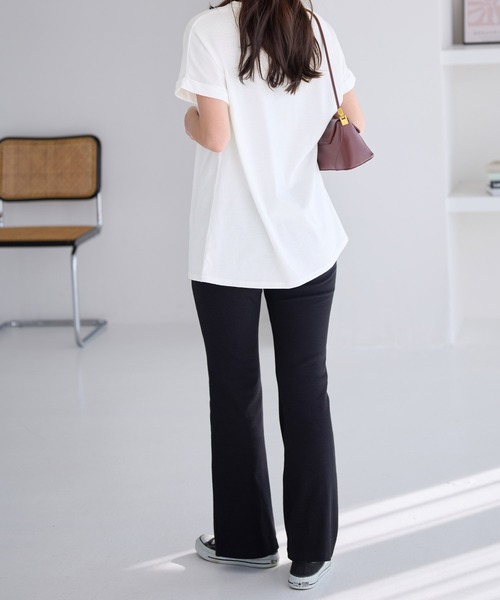Viola e Viola(ヴィオラエヴィオラ)の「大人の華やかプリントチュニックTシャツ(チュニック・レディース・ブラック/チャコール/ホワイト・3L/LL/L/M)」の11枚目の写真