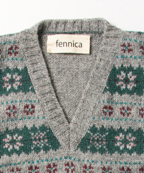 Jamieson's of Shetland(ジャミーソンズオブシェトランド)の「Jamieson's Knitwear × fennica / <Men's>Fair isle long rib V-vest 2015AW(ベスト・メンズ・イエロー系その他/ネイビー・40/38)」の3枚目の写真