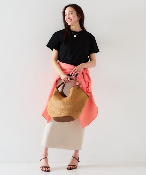 UNTITLED（アンタイトル）の「【ベーシック/インナーにも/手洗い可】クルーネックプルオーバー（Tシャツ/カットソー・レディース・ホワイト/ブラック/ブラウン系その他・00/02/04/44/48）」の16枚目の写真