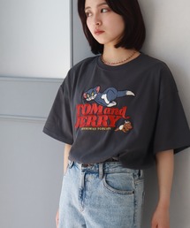 【Tom & Jerry/トム & ジェリー】 アートワークデザイン 総刺繍 半袖クルーネックTシャツ