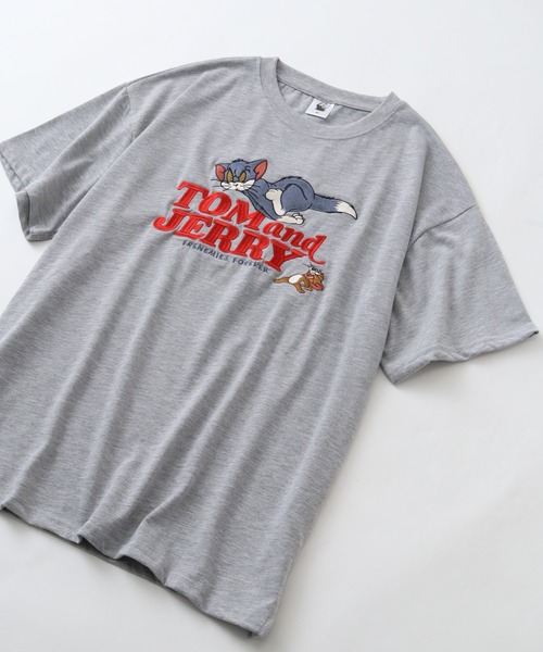Tom&Jerry(トムアンドジェリー)の「【Tom & Jerry/トム & ジェリー】 アートワークデザイン 総刺繍 半袖クルーネックTシャツ(Tシャツ/カットソー・レディース・パープル/スミクロ/オフホワイト/杢グレー・M/L)」の16枚目の写真