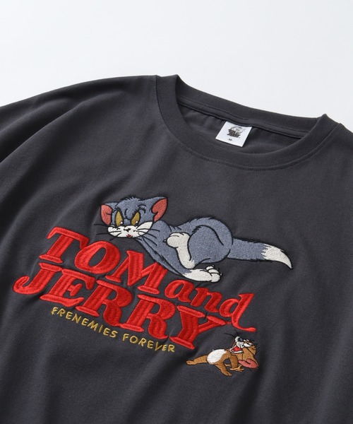 Tom&Jerry(トムアンドジェリー)の「【Tom & Jerry/トム & ジェリー】 アートワークデザイン 総刺繍 半袖クルーネックTシャツ(Tシャツ/カットソー・レディース・パープル/スミクロ/オフホワイト/杢グレー・M/L)」の13枚目の写真