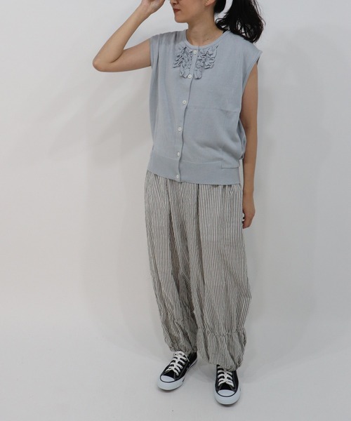 haupia（ハウピア）の「草原の風をまとうパンツ【パンツ】（その他パンツ・レディース・ブラック/ネイビー/ストライプ・MEDIUM）」の4枚目の写真