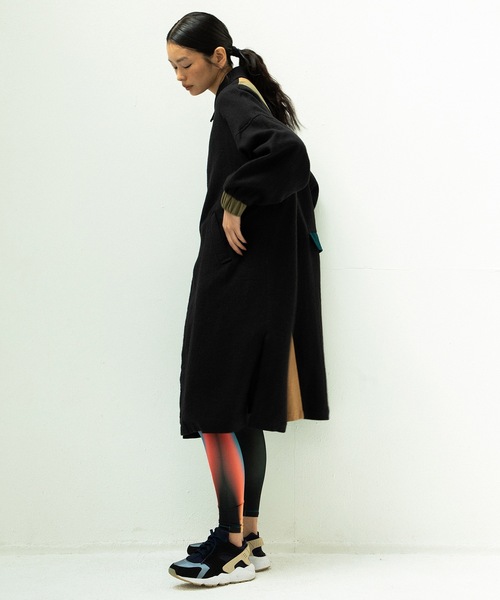 STOF（ストフ）の「COLOR MIX LINEN WOOL COAT（ステンカラーコート・メンズ・ブラック/グレイッシュベージュ・S/M）」の8枚目の写真