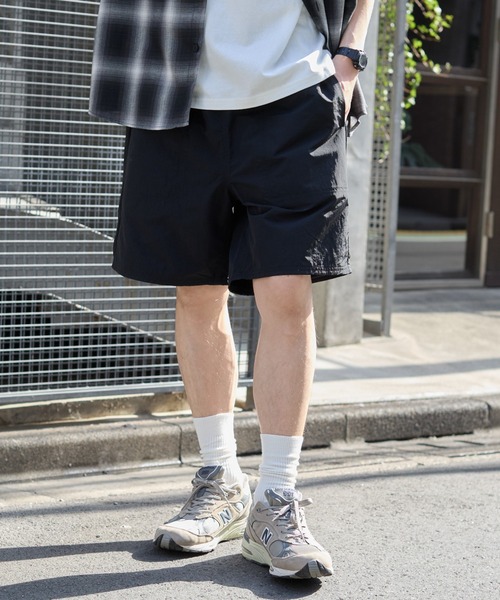 WEGO(ウィゴー)の「WEGO/ナイロンイージーショーツ(カーゴパンツ・メンズ・オリーブ/ブラック/ダークグレー・SMALL/MEDIUM/LARGE)」の2枚目の写真