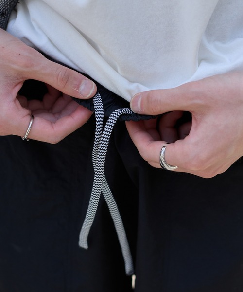 WEGO(ウィゴー)の「WEGO/ナイロンイージーショーツ(カーゴパンツ・メンズ・オリーブ/ブラック/ダークグレー・SMALL/MEDIUM/LARGE)」の9枚目の写真