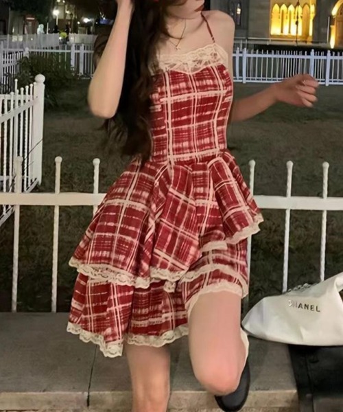 SPIGA（スピーガ）の「格子柄レーストリミングフレアミニOP（ワンピース・レディース・レッド・SMALL/MEDIUM/LARGE/X-LARGE）」の2枚目の写真
