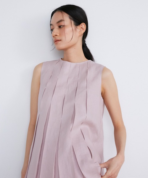 INED（イネド）の「リネンボックスプリーツブラウス《la veille by SUPERIOR CLOSET》【セットアップ対応】（シャツ/ブラウス・レディース・カーキ/ピンク・9号/11号）」の6枚目の写真