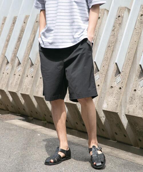 FORK&SPOON(フォークアンドスプーン)の「FORK&SPOON TEC LINENショートパンツ(その他パンツ・メンズ・ライトグレー/ブラック/ブルー系その他・5/4)」の2枚目の写真