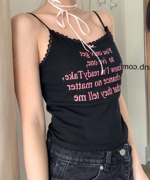 Mejoul（メジュール）の「【カップイン】チビリボンレース ロゴプリントキャミソール ビスチェ（キャミソール・レディース・ブラック/ホワイト/ピンク/ブルー・F）」の2枚目の写真