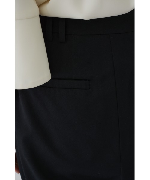 RIM.ARK(リムアーク)の「W tuck wide slacks ダブルタックワイドスラックス(スラックス・レディース・ブラック/ライトベージュ/チャコールグレー/スモークピンク・36/38)」の14枚目の写真