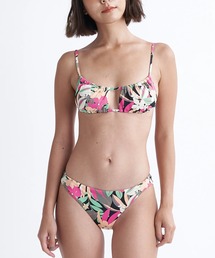 ROXY｜ロキシーの水着（花柄・ボタニカル柄）通販 - ZOZOTOWN