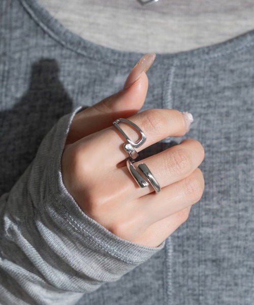apres jour mignon(アプレジュールミニョン)の「【apresjour mignon×ARIAZ】デザインリングセット(リング・レディース・シルバー/ゴールド・ONESIZE)」の1枚目の写真