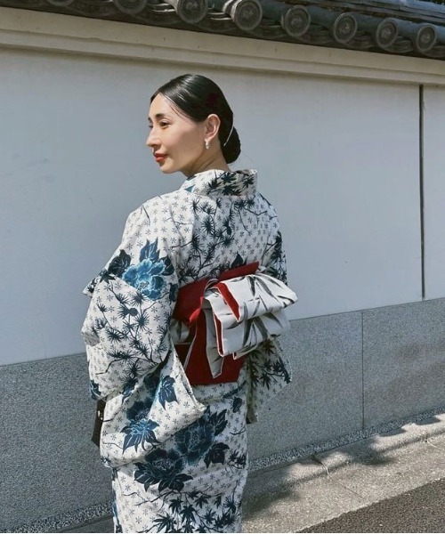 定価以下！　KEITAMARUYAMA Ameri IVORY YUKATA 定価以下！ KEITAMARUYAMA Ameri IVORY YUKATA - メルカリ