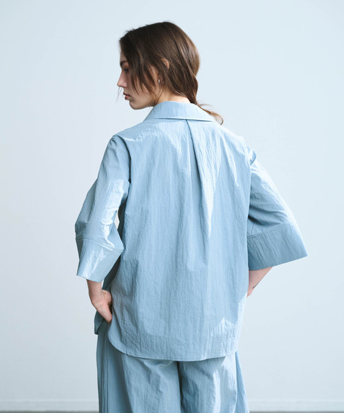 N.O.R.C(ノーク)の「ナイロンタスランスキッパーシャツ【AIRY MOTION】(シャツ/ブラウス・レディース・ネイビー/ブルー・フリー)」の9枚目の写真