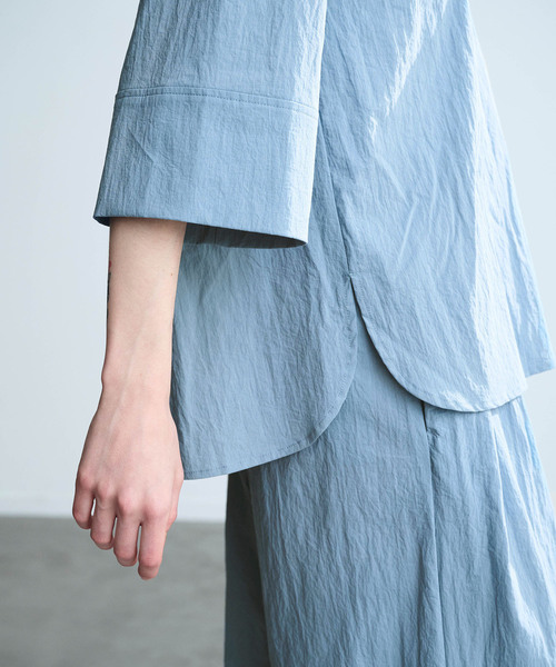 N.O.R.C(ノーク)の「ナイロンタスランスキッパーシャツ【AIRY MOTION】(シャツ/ブラウス・レディース・ネイビー/ブルー・フリー)」の13枚目の写真