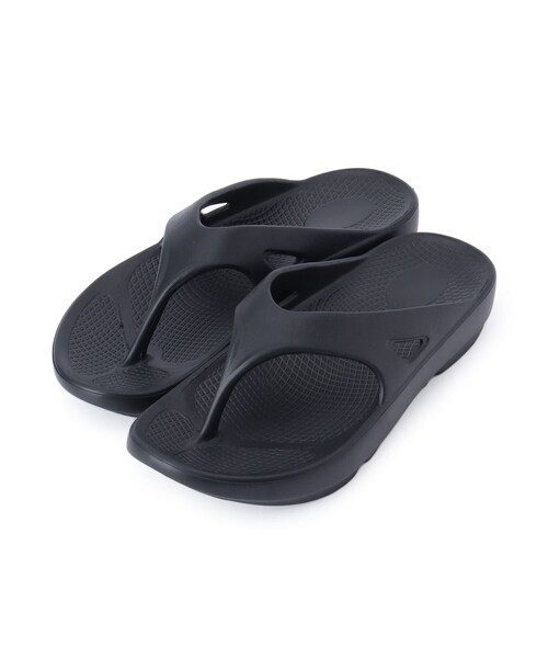 ITS'DEMO（イッツデモ）の「エアリートングサンダル（サンダル・レディース・アイボリー/ブラック/グレー・40/38）」の2枚目の写真