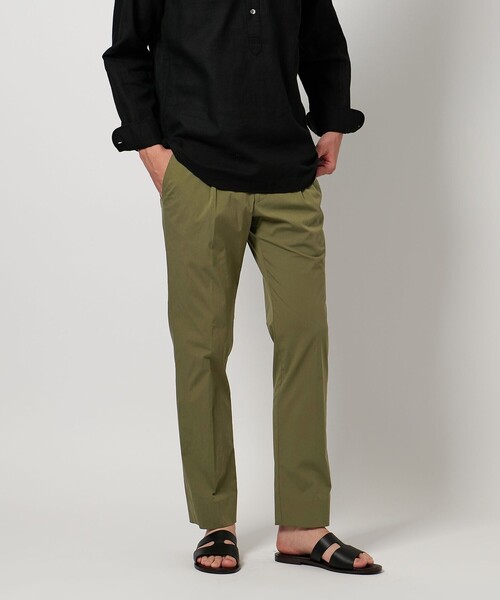 UNITED ARROWS(ユナイテッドアローズ)の「タイプライター スリムテーパード サイドシャーリング 1プリーツ パンツ -ストレッチ-(その他パンツ・メンズ・オリーブ/ベージュ/ネイビー・44/46/48/50/52)」の2枚目の写真
