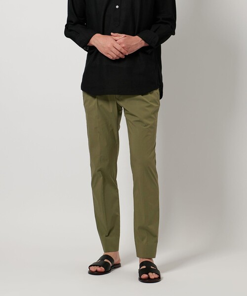 UNITED ARROWS(ユナイテッドアローズ)の「タイプライター スリムテーパード サイドシャーリング 1プリーツ パンツ -ストレッチ-(その他パンツ・メンズ・オリーブ/ベージュ/ネイビー・44/46/48/50/52)」の19枚目の写真