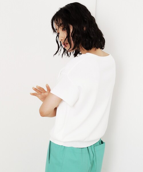 THE SHOP TK （ザ ショップ ティーケー ）の「さらさらフレアスリーブサマーニット【毛玉になりにくい/UV/洗濯機OK】（ニット/セーター・レディース・オフホワイト/ナチュラル/ブラック/ライトブルー/ダークブラウン/ワインレッド・12/13）」の10枚目の写真