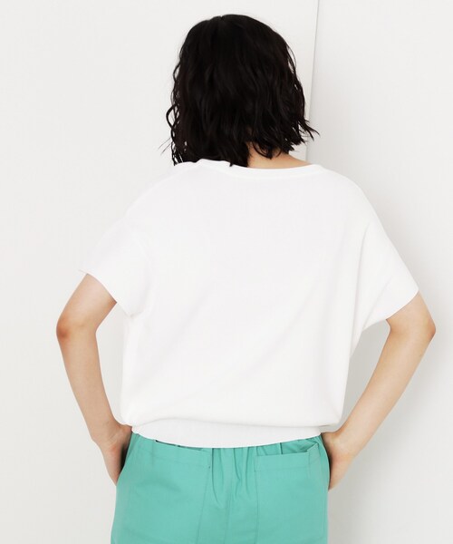 THE SHOP TK （ザ ショップ ティーケー ）の「さらさらフレアスリーブサマーニット【毛玉になりにくい/UV/洗濯機OK】（ニット/セーター・レディース・オフホワイト/ナチュラル/ブラック/ライトブルー/ダークブラウン/ワインレッド・12/13）」の11枚目の写真